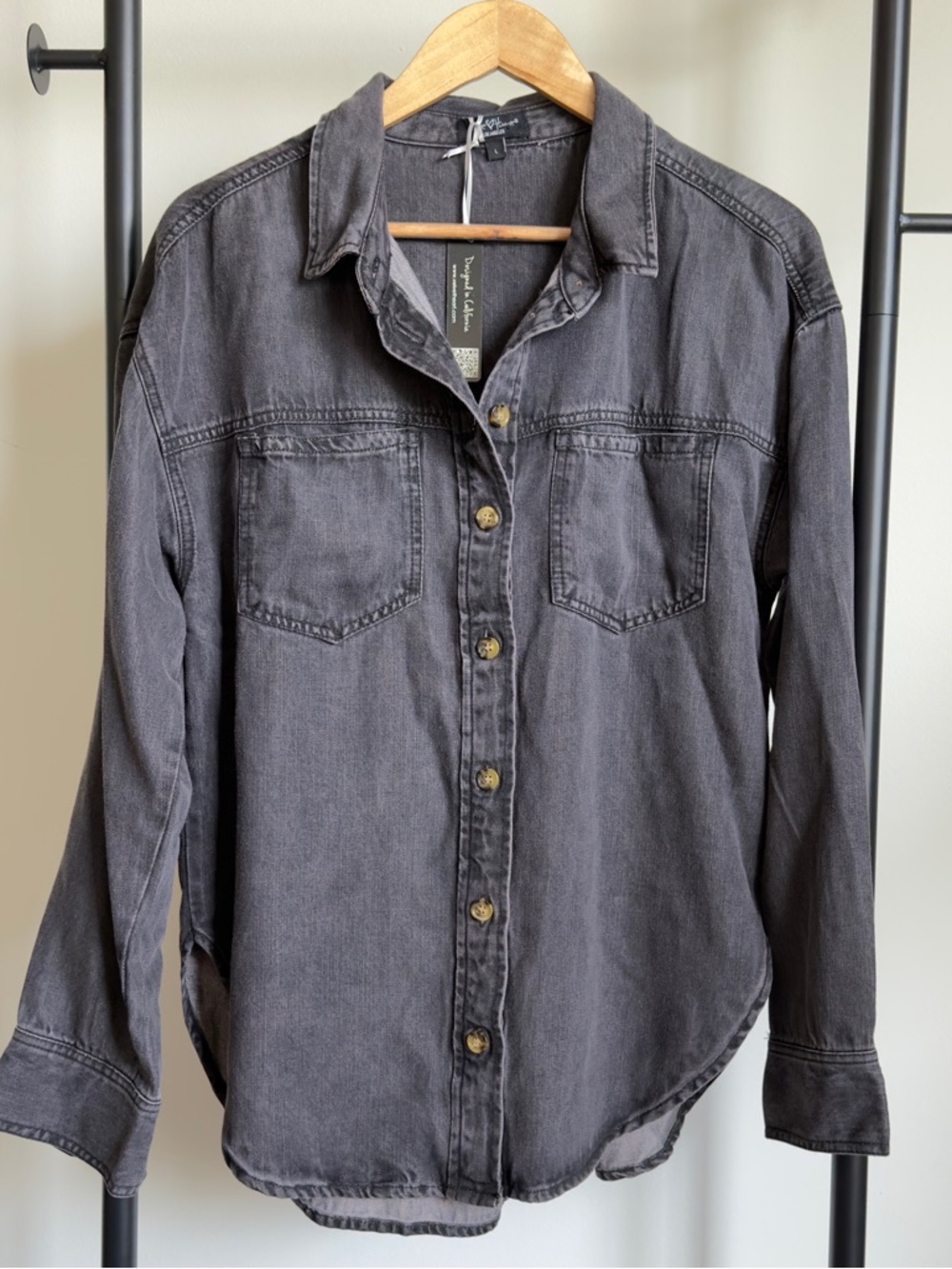 Velvet Heart Gray Chambray Button Down Shirt NWT Size L | Soft Cotton Blend